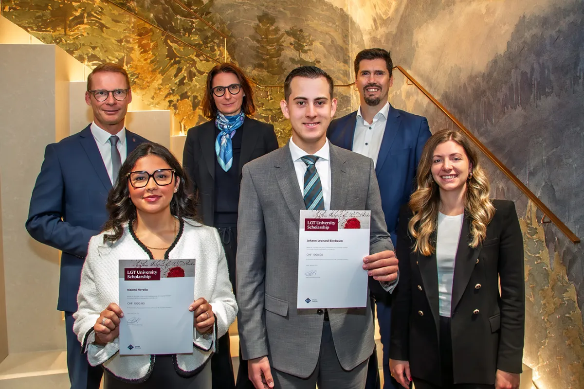 LGT scholarship holders with representatives from LGT and the university.