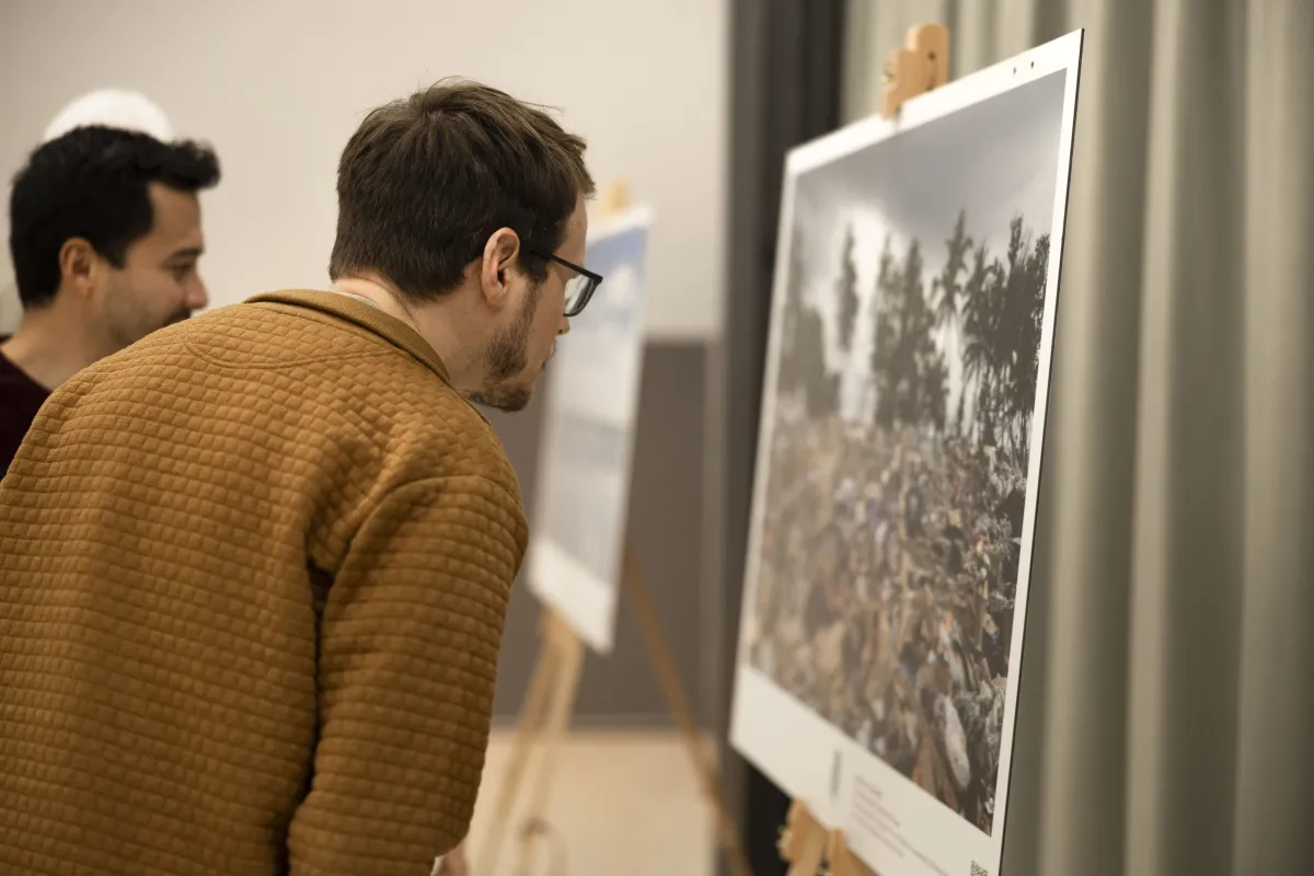 Vernissage Fotoausstellung Christian Clauwers am 7. Oktober 2025 an der Universität Liechtenstein.