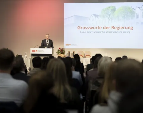 Dies25-Newsbeitrag_universitaet-liechtenstein