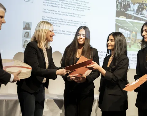 Dies25-Newsbeitrag_universitaet-liechtenstein