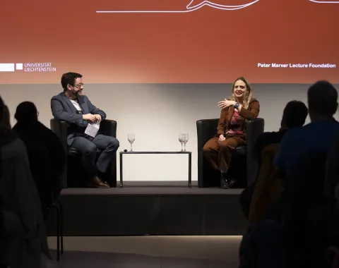 News_Campus-Gespraech_Luzia-Tschirky_Universitaet-Liechtenstein