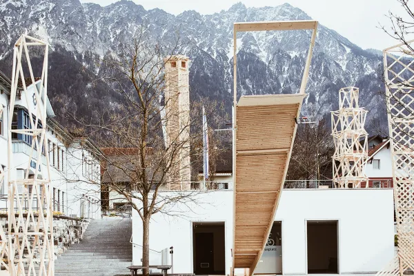 Holztuerme-auf-dem-Dorfplatz-von-Schaan-Liechtenstein-School-of-Architecture